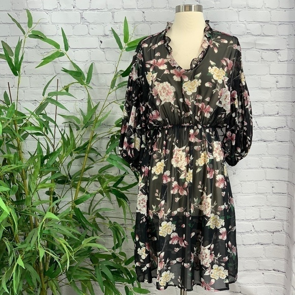 hazel Dresses & Skirts - 🎉Anthropologie Hazel Black w/ Floral Print Dress